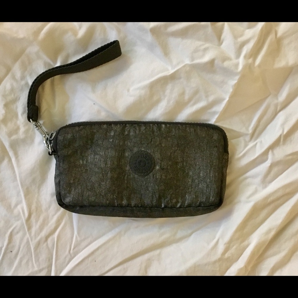 Kipling Bernard Wristlet